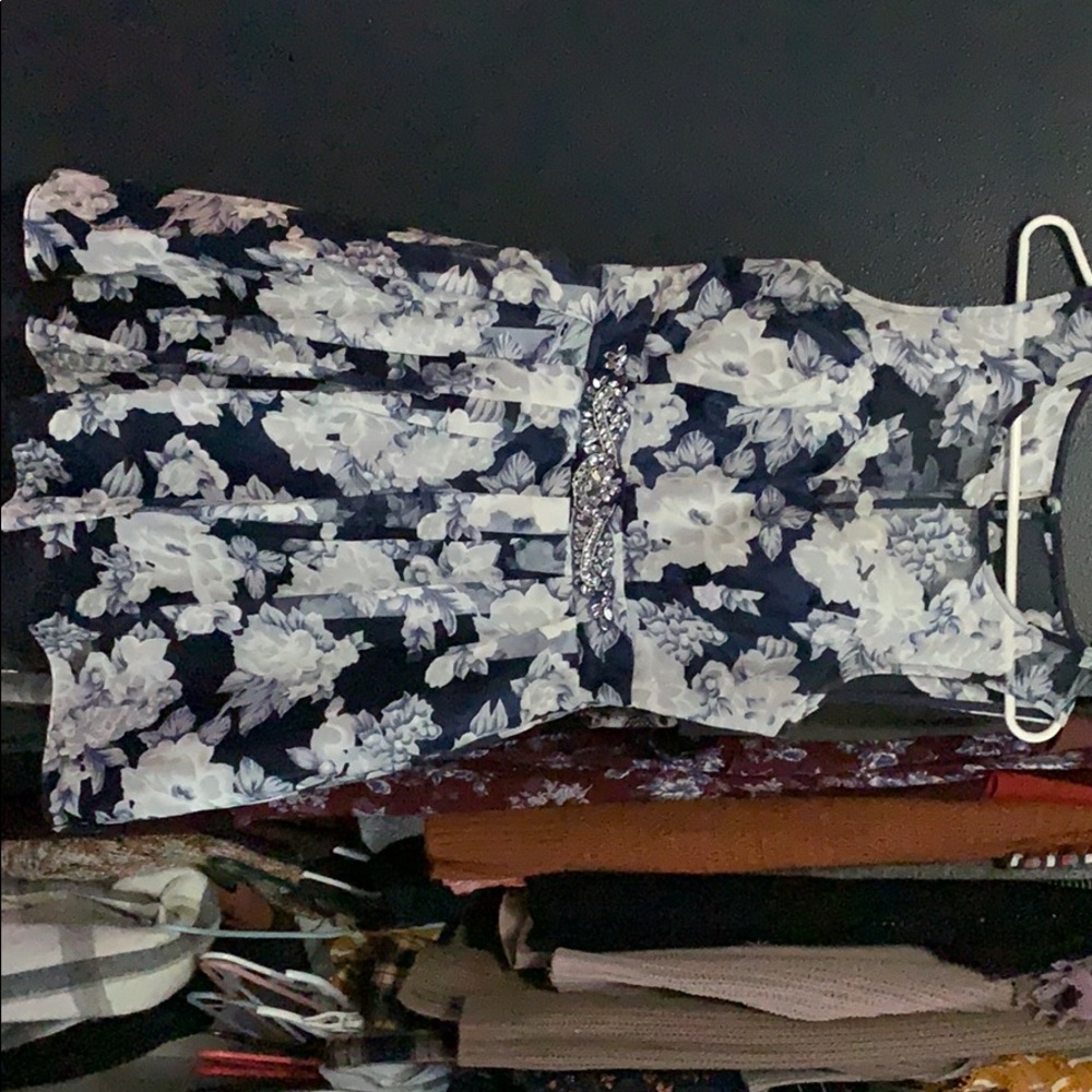 super cute homecoming dress! only worn once!